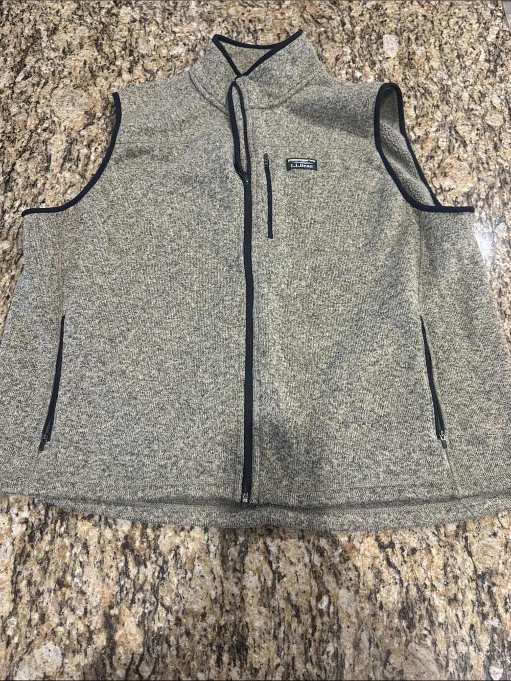 L.L. Bean Men's Heather Gray Full-Zip Fleece Vest